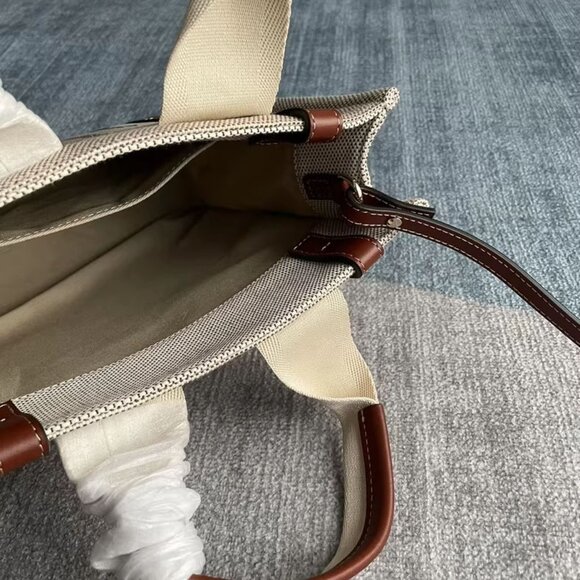 🌹Chloe Medium Woody Canvas Tote - Picture 7 of 8